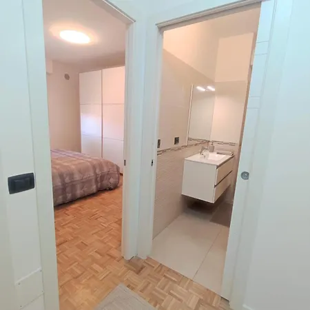 Apartmán De Luca's House *