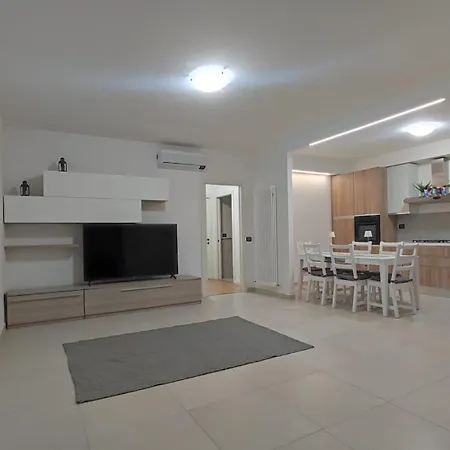 De Luca's House Apartament Pesaro